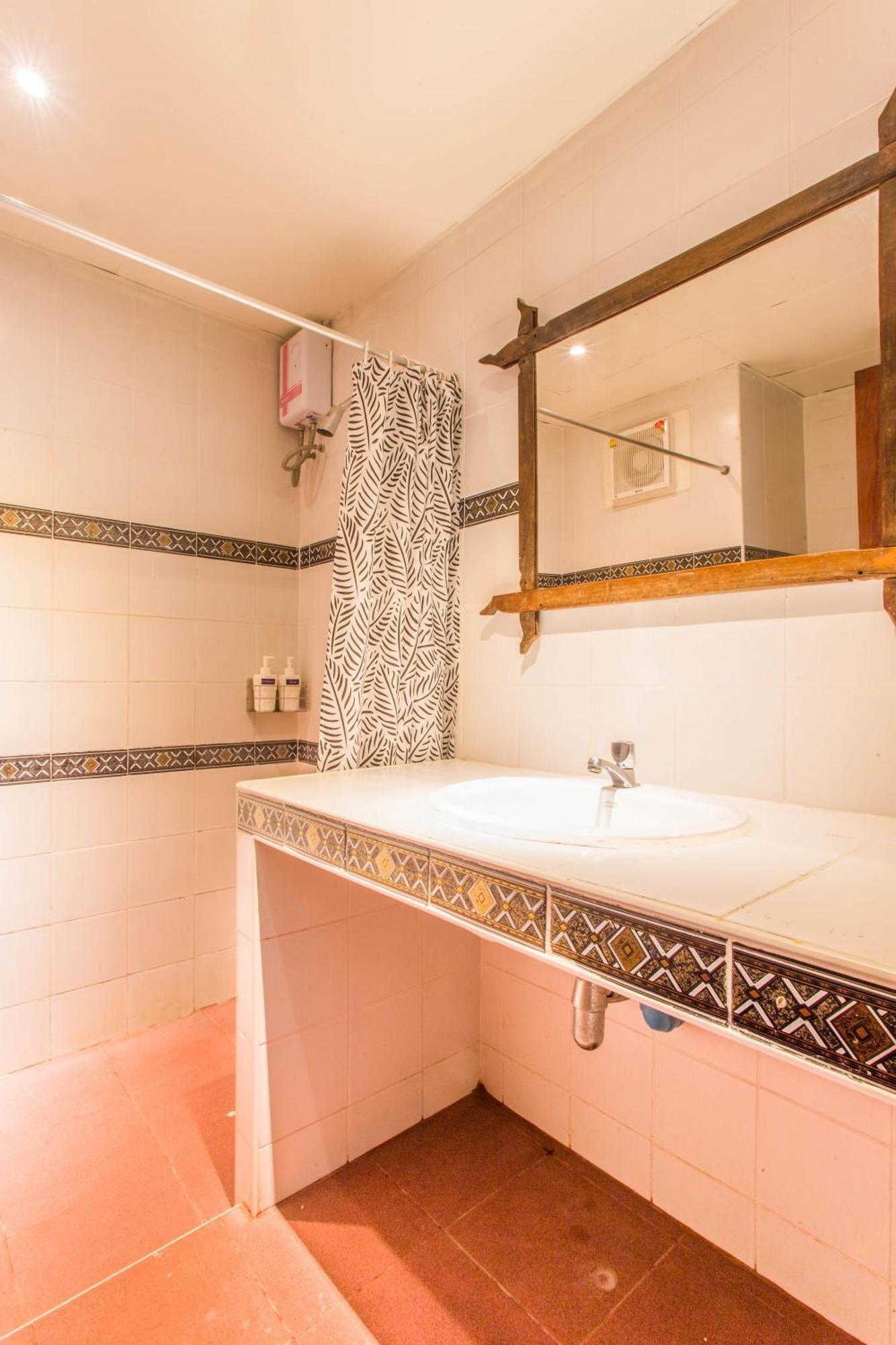 A Hotel Budget Chiang Saen Exterior foto